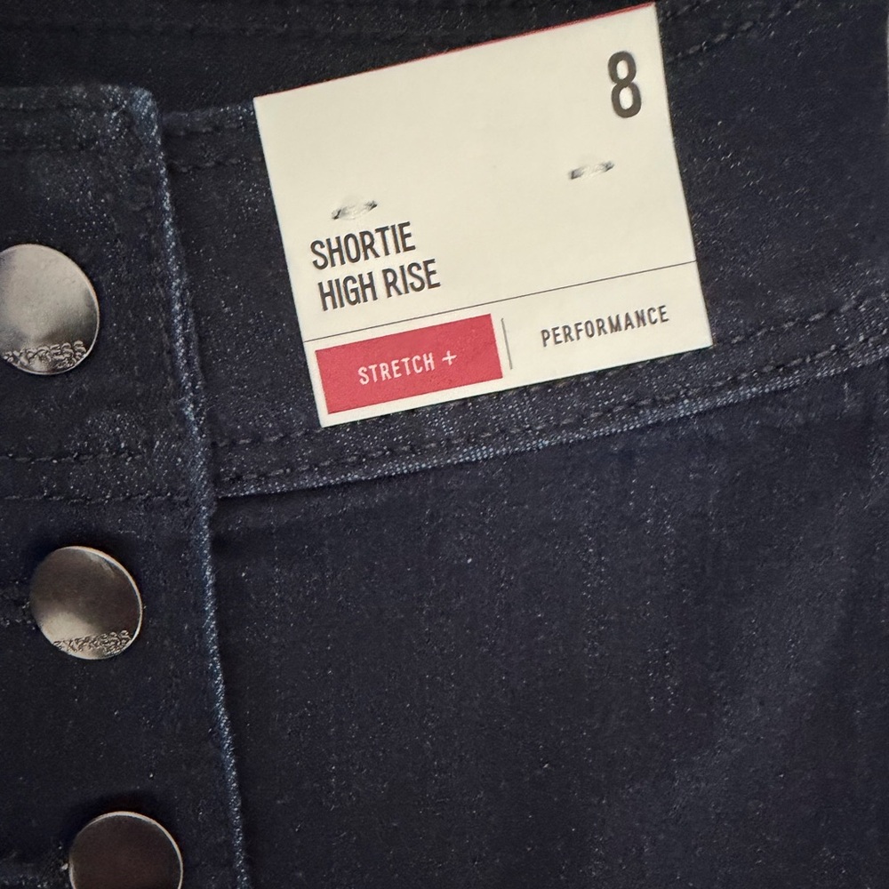 Express High-Waist Shortie - Picture 5 of 6